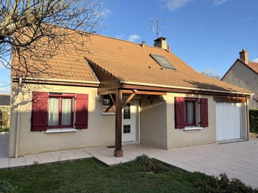 Maison a vendre Bessé-sur-Braye 72310 Sarthe 109 m2 4 pièces 161780 euros