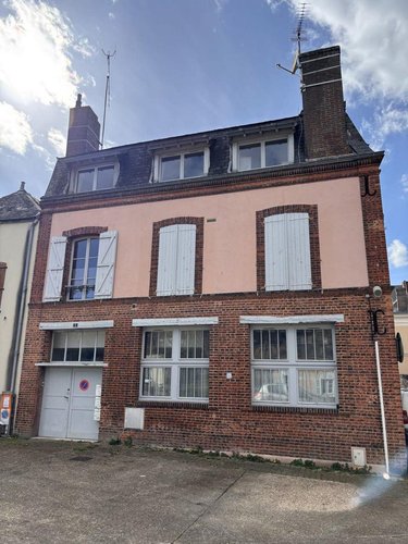 Immeuble a vendre Saint-Calais 72120 Sarthe 114 m2  135880 euros