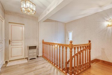 Fonds et murs commerciaux a vendre Le Mans 72000 Sarthe 244 m2  546000 euros