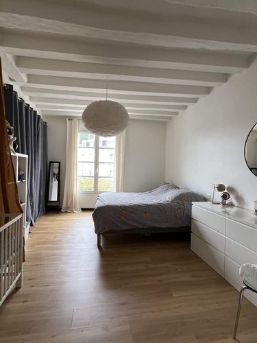 Fonds et murs commerciaux a vendre La Chartre-sur-le-Loir 72340 Sarthe 138 m2  231000 euros