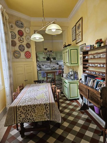 propriete a vendre Montval-sur-Loir 72500 Sarthe 337 m2 12 pièces 451500 euros