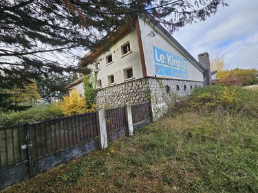Fonds et murs commerciaux a vendre Luceau 72500 Sarthe 614 m2  189000 euros