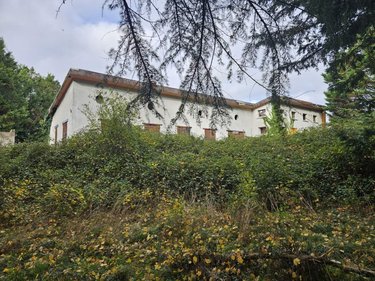 Fonds et murs commerciaux a vendre Luceau 72500 Sarthe 614 m2  189000 euros