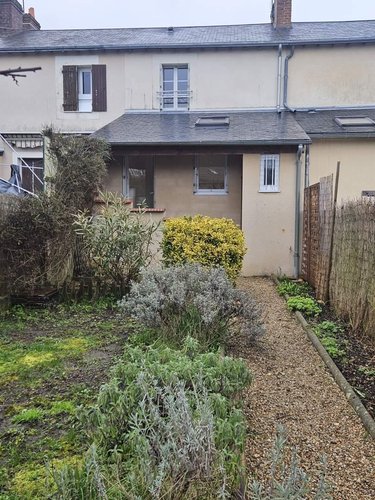 Maison a vendre Montval-sur-Loir 72500 Sarthe 62 m2 4 pièces 80250 euros