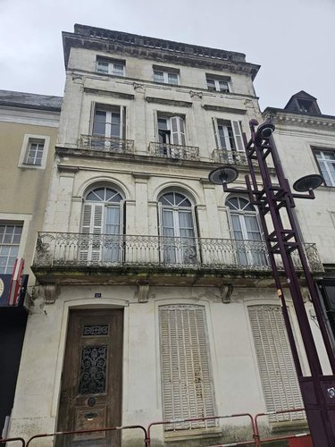 Maison a vendre Montval-sur-Loir 72500 Sarthe 434 m2 15 pièces 74900 euros