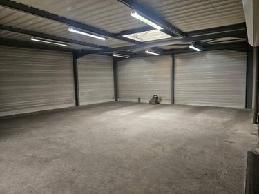 Location fonds et murs commerciaux Saint-Paterne-Racan 37370 Indre-et-Loire 1170 m2  5000 euros
