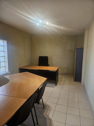 Fonds et murs commerciaux a vendre Saint-Paterne-Racan 37370 Indre-et-Loire 160 m2  116600 euros