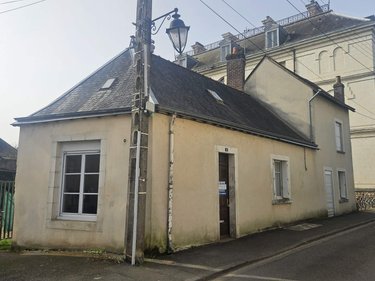 Maison a vendre Montval-sur-Loir 72500 Sarthe 113 m2 7 pièces 65400 euros