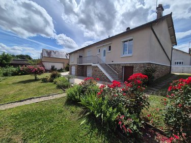 Maison a vendre Montval-sur-Loir 72500 Sarthe 132 m2 8 pièces 159000 euros