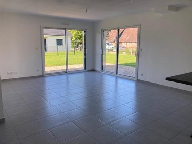 Location maison Saint-Georges-sur-Fontaine 76690 Seine-Maritime 86 m2 5 pièces 950 euros