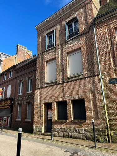 Immeuble a vendre Saint-Saëns 76680 Seine-Maritime 285 m2  394410 euros