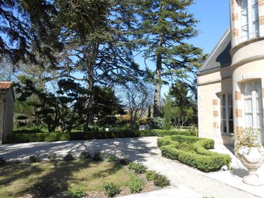 propriete a vendre Saint-Georges-lès-Baillargeaux 86130 Vienne 473 m2 10 pièces 1649000 euros