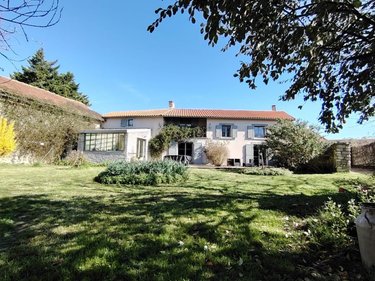 Maison a vendre Mirebeau 86110 Vienne 191 m2 5 pièces 299000 euros