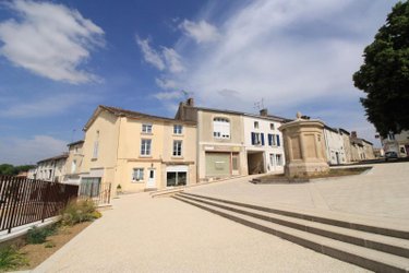 Maison a vendre Latillé 86190 Vienne 175 m2 9 pièces 227500 euros