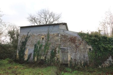 Terrain a batir a vendre Chiré-en-Montreuil 86190 Vienne 1700 m2  44000 euros