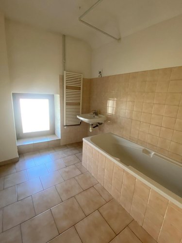 Location maison Dompierre-les-Ormes 71520 Saône-et-Loire 96 m2 4 pièces 730 euros