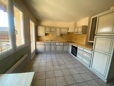 Location maison Salornay-sur-Guye 71250 Saône-et-Loire 103 m2 5 pièces 650 euros