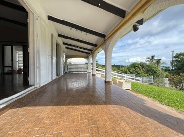 Maison a vendre La-Montagne 97417 Réunion 149 m2 6 pièces 398000 euros