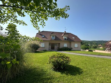 propriete a vendre Jouhe 39100 Jura 350 m2 13 pièces 447000 euros