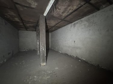 Fonds et murs commerciaux a vendre Cambrai 59400 Nord 750 m2  314400 euros