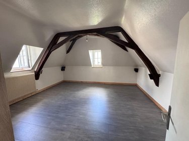 Location maison Château-Gontier-sur-Mayenne 53200 Mayenne 100 m2 6 pièces 900 euros