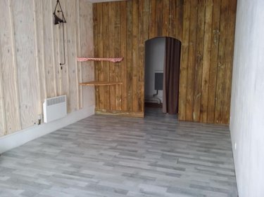 Location fonds et murs commerciaux Orbec 14290 Calvados 32 m2  380 euros