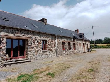 Maison a vendre Grâce-Uzel 22460 Côtes-d'Armor 200 m2 5 pièces 208000 euros
