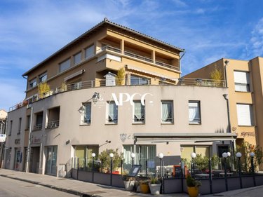 Viager appartement Vaison-la-Romaine 84110 Vaucluse 78 m2 3 pièces 230000 euros