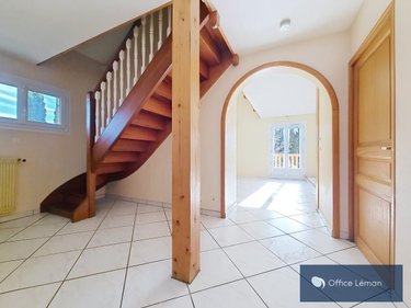 Maison a vendre Prévessin-Moëns 01280 Ain 193 m2  895000 euros