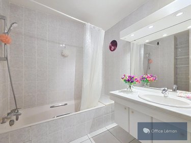 Appartement a vendre Ferney-Voltaire 01210 Ain 135 m2 4 pièces 750000 euros