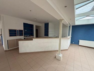 Fonds et murs commerciaux a vendre Orbec 14290 Calvados 175 m2  73800 euros