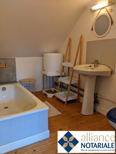 Location appartement Vire-Normandie 14500 Calvados 26 m2 1 pièce 300 euros