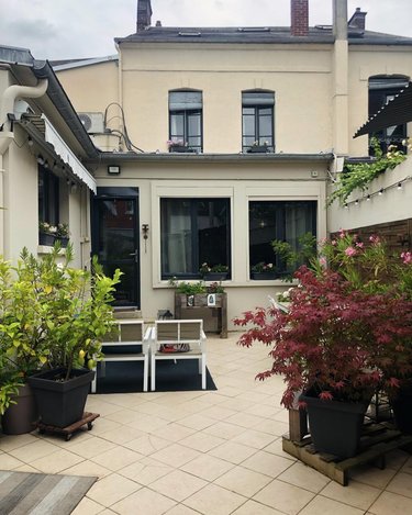 Immeuble a vendre Laon 02000 Aisne 377 m2  295000 euros