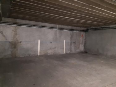 Garage et parking a vendre Angers 49000 Maine-et-Loire 1 m2  23600 euros