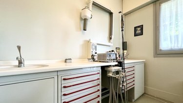 Fonds et murs commerciaux a vendre Loos 59120 Nord 44 m2  149000 euros