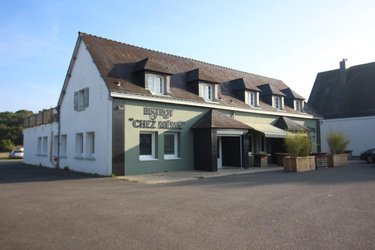 Immeuble a vendre Gestel 56530 Morbihan 497 m2  468120 euros