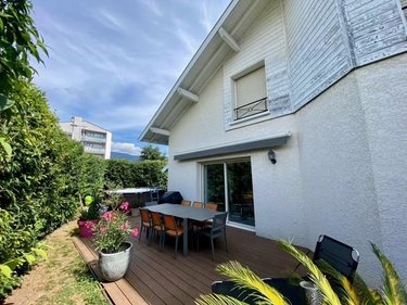 Maison a vendre Divonne-les-Bains 01220 Ain 147 m2 6 pièces 975000 euros