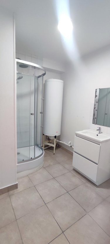 Location appartement Châlons-en-Champagne 51000 Marne 44 m2  680 euros