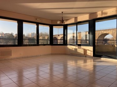 Appartement a vendre Laval 53000 Mayenne 142 m2 6 pièces 429680 euros