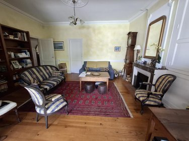 Maison a vendre Saintes 17100 Charente-Maritime 156 m2 6 pièces 540800 euros