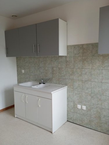 Immeuble a vendre Montcornet 02340 Aisne 207 m2  242800 euros