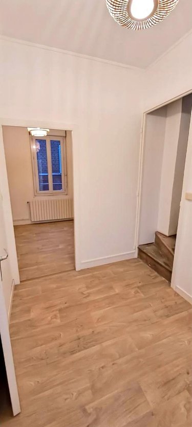 Location maison Camon 80450 Somme 64 m2  700 euros