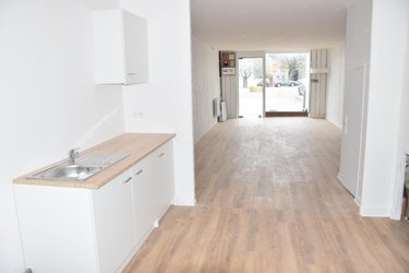 Location fonds et murs commerciaux Mézériat 01660 Ain 50 m2  450 euros