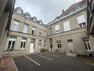 Immeuble a vendre Cambrai 59400 Nord 1068 m2  1886400 euros