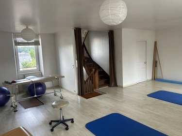 Fonds et murs commerciaux a vendre Guingamp 22200 Côtes-d'Armor 135 m2  227360 euros
