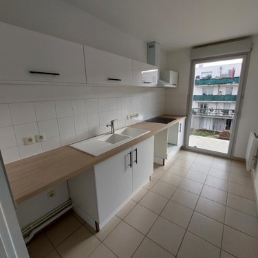 Location appartement Reims 51100 Marne 66 m2 3 pièces 850 euros