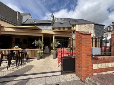 Fonds et murs commerciaux a vendre Montivilliers 76290 Seine-Maritime 236 m2  291400 euros