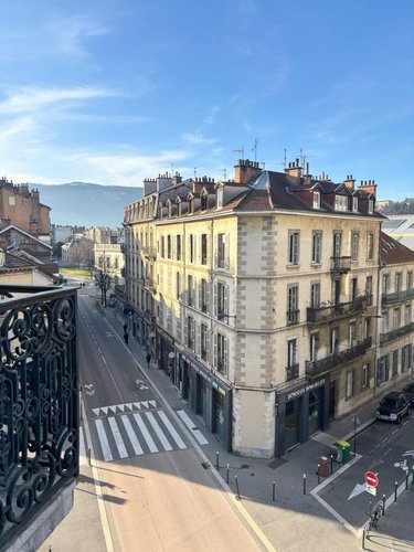 Appartement a vendre Grenoble 38000 Isère 205 m2 7 pièces 455000 euros