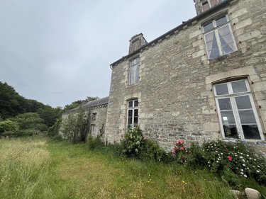Maison a vendre Mégrit 22270 Côtes-d'Armor 561 m2  731190 euros