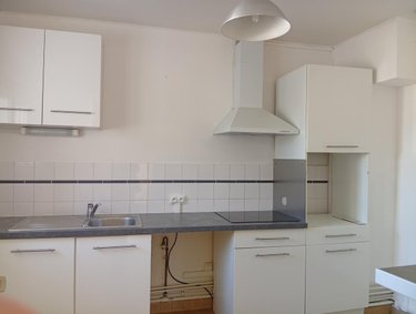 Location appartement Reims 51100 Marne 61 m2 3 pièces 710 euros